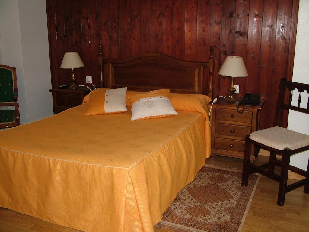 Hostal El Botero Cuzcurrita-Río Tirón Eksteriør bilde